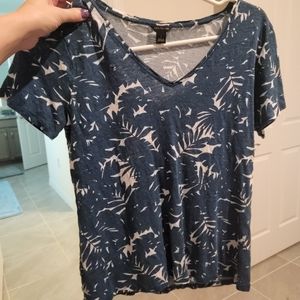 Ann Taylor palm leaf shirt size small $20